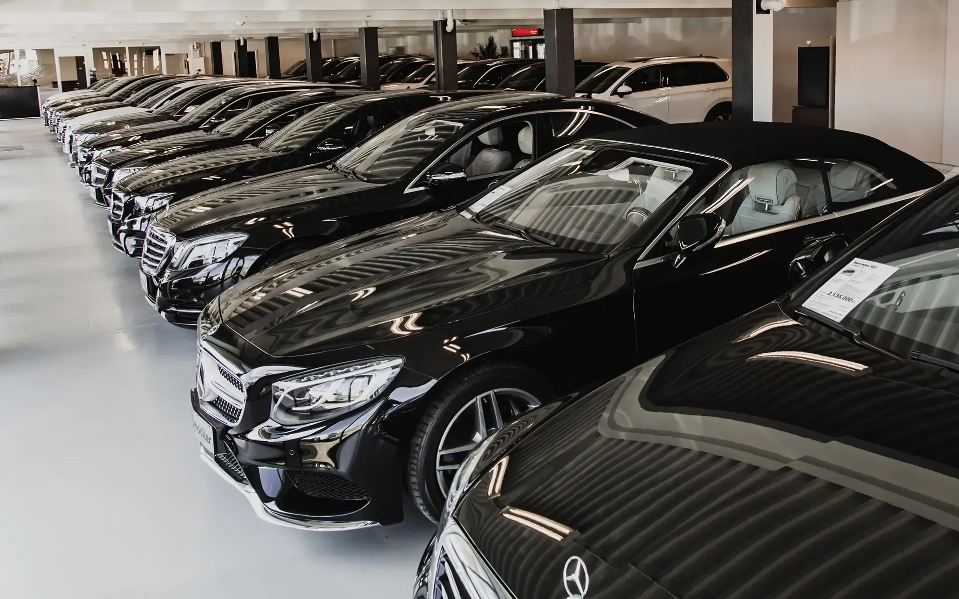 Imageye Imgi 7 Showroom Biler 3 1920X1200 1